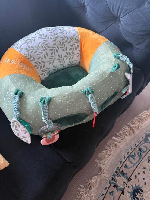 Baby zitkussen, zitstoel, groen geel, oefenen met zitten, Kinderen en Baby's, Babywiegjes en Ledikanten, Zo goed als nieuw, Ophalen