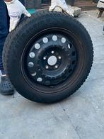 Winterbanden op stalen velg 205/55R16, Ophalen, Gebruikt, 16 inch, Banden en Velgen