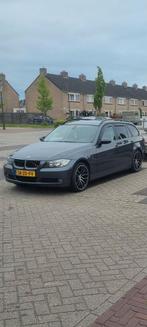 BMW 3-Serie (e91) 2.0 318 D Touring 105KW 2008 Grijs, Origineel Nederlands, Te koop, Zilver of Grijs, 5 stoelen