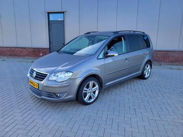 Volkswagen Touran 1.9 TDI Trendline AUTOMAAT CLIMA GRIJS 200 beschikbaar voor biedingen