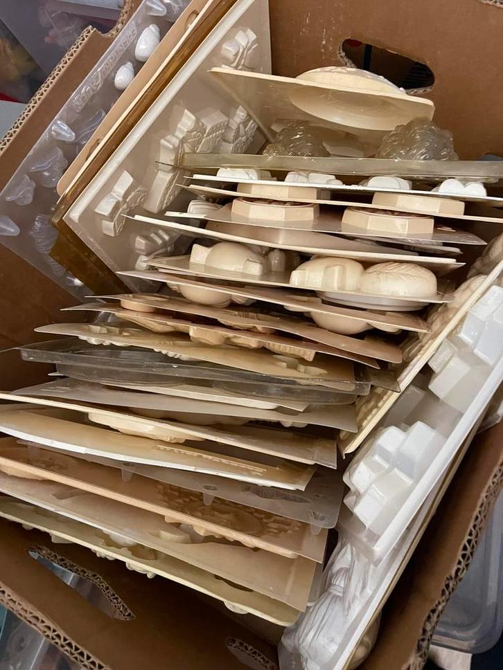 Bananendoos 2 gips mal gipsmallen, Hobby en Vrije tijd, Knutselen, Materiaal, Ophalen of Verzenden