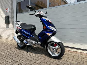 UNIEK! Peugeot Speedfight 2 Ultimate Bromscooter. 2T. 45km. beschikbaar voor biedingen