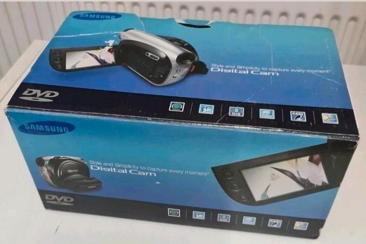 Samsung digitale video camera vp-dx105, Audio, Tv en Foto, Videocamera's Digitaal, Gebruikt, Camera, Samsung, 20x of meer, Ophalen of Verzenden