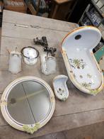 Fontein hoge rug (inbouw) spiegel, zeepbak, handdoekring etc, Antiek en Kunst, Ophalen