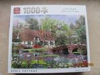NIEUWSTAAT Cottage Collection PUZZEL 1000 stukjes KING April, Ophalen of Verzenden, 500 t/m 1500 stukjes, Zo goed als nieuw, Legpuzzel