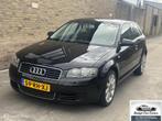 Audi A3 1.6 Ambiente Airco, Auto's, Voorwielaandrijving, Gebruikt, 4 cilinders, Zwart