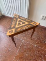 Vintage Driehoekige Tafel, Antiek en Kunst, Ophalen