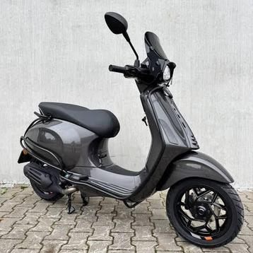 ‼️GEZOCHT‼️ Vespa sprint 2016/2016 beschikbaar voor biedingen