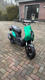 Peugeot ludix 70cc geel kenteken (moet weg)., Fietsen en Brommers, Scooters | Peugeot, Ophalen, Zo goed als nieuw, Tweetakt, Ludix