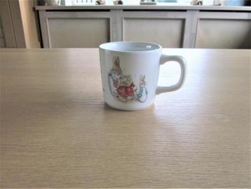 Wedgwood kopje peter rabit D7,7cm H7,5cm beschikbaar voor biedingen