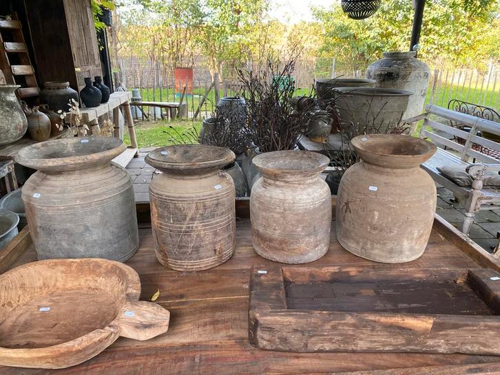 4 grote oude Nepalese potten, Huis en Inrichting, Woonaccessoires | Vazen, Gebruikt, Overige kleuren, Minder dan 50 cm, Overige materialen
