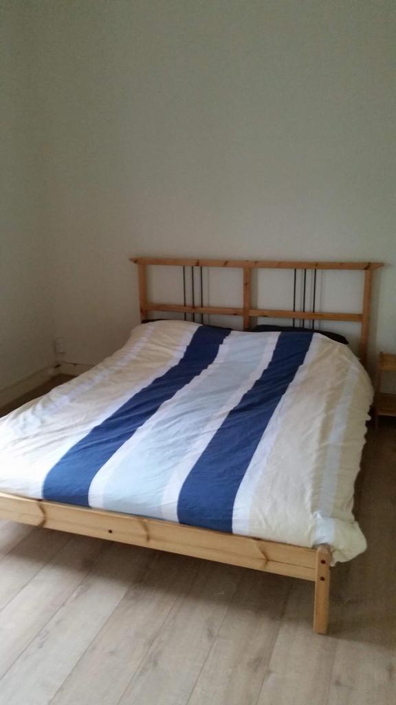 Ikea bed Rykene 160x200, Huis en Inrichting, Slaapkamer | Bedden, Gebruikt, Tweepersoons, 160 cm, 200 cm, Hout, Overige kleuren