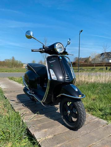 Vespa primavera 2014 beschikbaar voor biedingen