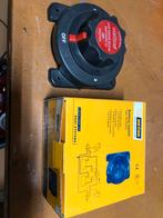 Te koop accu / hoofdschakelaar, Ophalen of Verzenden, Nieuw, Motor en Techniek, Zeilboot of Motorboot