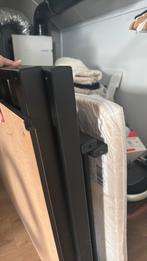 Zwarte kinderbox merk TWF in hoogte verstelbaar incl. matras, Kinderen en Baby's, Boxen, Ophalen, Zo goed als nieuw, Vierkant