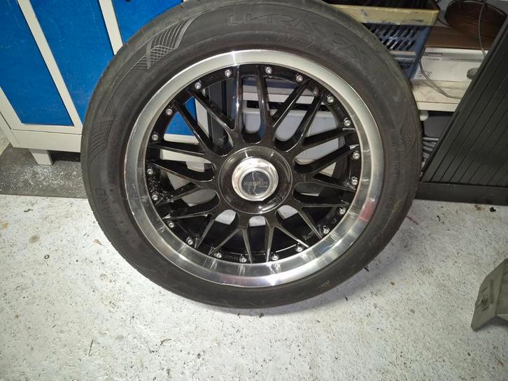 19 inch VW Velgen met Banden - Goede Staat!, Auto diversen, Overige Auto diversen, Ophalen of Verzenden