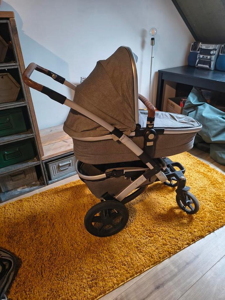 Joolz Geo kinderwagen, grijs met veel toebehoren, Kinderen en Baby's, Buggy's, Gebruikt, Overige merken, Regenhoes, Voetenzak