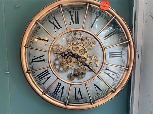 Wandklok goud/brons met bewegende tandwielen, Huis en Inrichting, Woonaccessoires | Klokken, Nieuw, Wandklok, Analoog, Ophalen