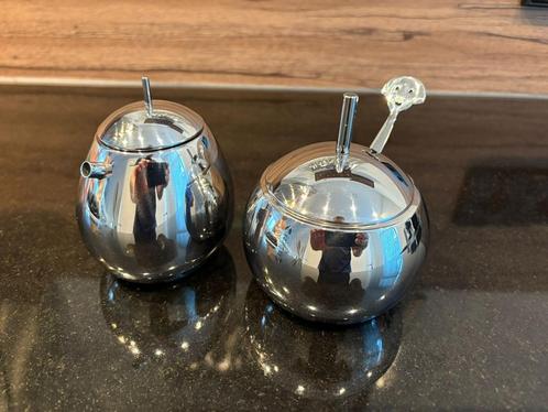 Melkkannetje + suikerpotje alessi Fruit Basket-lijn (nieuw), Huis en Inrichting, Keuken | Servies, Zo goed als nieuw, Overige typen