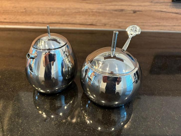 Melkkannetje + suikerpotje alessi Fruit Basket-lijn (nieuw), Huis en Inrichting, Keuken | Servies, Zo goed als nieuw, Overige typen