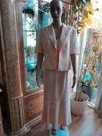 kostuum met rok maat 38 / 40, Maat 38/40 (M), Kostuum of Pak, Ophalen of Verzenden, Zo goed als nieuw
