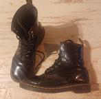 Dr. Martens maat 42 - met scheurtje, Zwart, Lage of Enkellaarzen, Ophalen of Verzenden, Dr. Martens