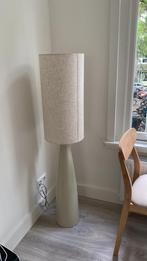 Vloerlamp MADE, Huis en Inrichting, Lampen | Vloerlampen, Ophalen, Zo goed als nieuw, 150 tot 200 cm