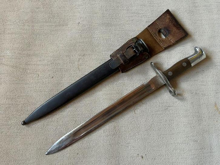 Zwitserse M1889 Bajonet met bloedgeul 1e model - 1892, Verzamelen, Militaria | Algemeen, Landmacht, Mes of Dolk, Overige gebieden