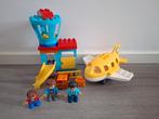 10871 Duplo vliegveld, Kinderen en Baby's, Speelgoed | Duplo en Lego, Ophalen of Verzenden, Zo goed als nieuw, Complete set, Duplo