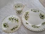 Royal albert maand januari, Antiek en Kunst, Antiek | Servies los, Ophalen of Verzenden