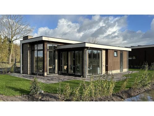 Vakantiewoning (70 M2) te koop in Waarland, N-H R#52R, Caravans en Kamperen, Stacaravans, tot en met 6