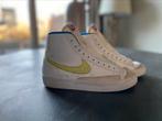 Nike Blazer Mid ‘77 White Lemon Velcro maat 36,5, Kleding | Dames, Schoenen, Wit, Nike, Ophalen of Verzenden, Sneakers of Gympen