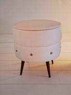 Vintage retro 50s poef wit skai met opbergruimte, Minder dan 50 cm, Gebruikt, Rond, Minder dan 50 cm