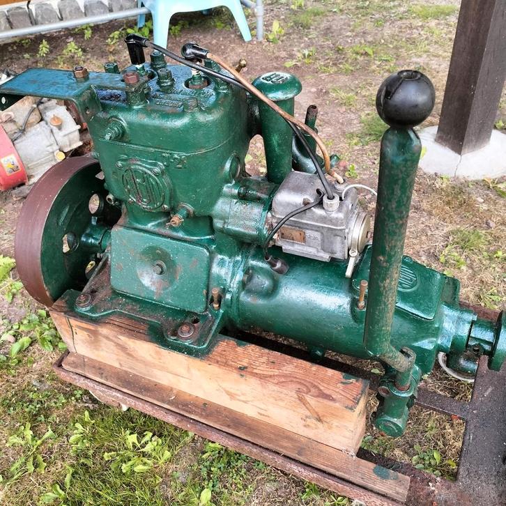 Albin motor 0-21 2 cilinder met carburateur, Doe-het-zelf en Verbouw, Motoren, Gebruikt, Ophalen