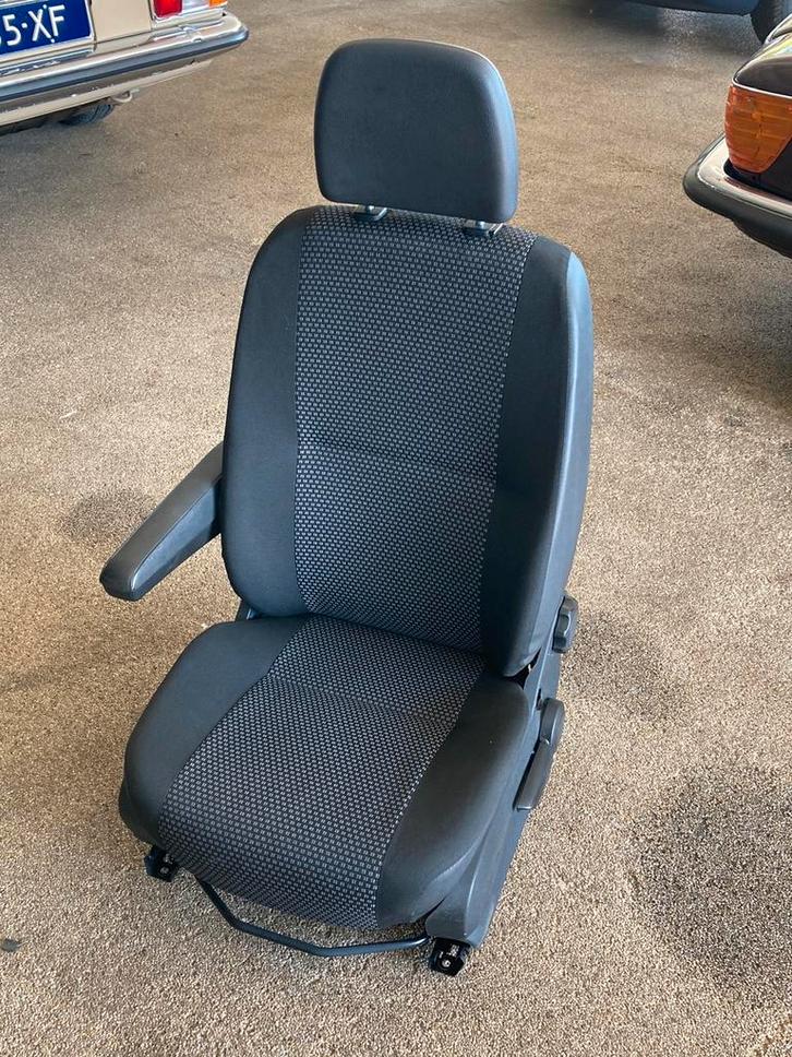 Bestuurdersstoel Mercedes-Benz Sprinter W906&W907, Auto-onderdelen, Interieur en Bekleding, Mercedes-Benz, Ophalen