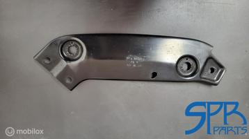 JETTA 5C RECHTS STREEP Koplamp STEUN Koplamplijst 5C6805932 beschikbaar voor biedingen