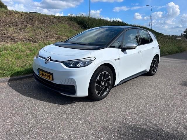Volkswagen ID.3 58kWh 204pk 2020 Wit, Auto's, Volkswagen, Bedrijf, ID.3, Elektrisch, Hatchback, Automaat, Geïmporteerd, Wit, Zwart
