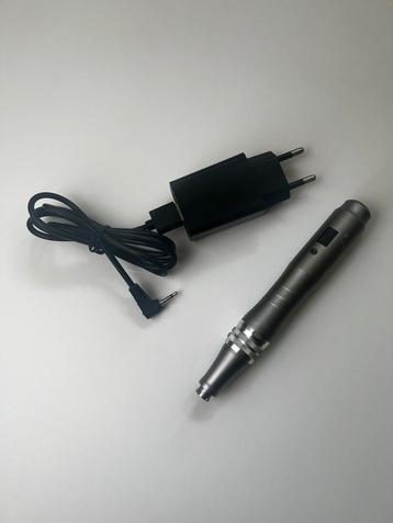 Dr. Pen M8 – Professionele Microneedling Pen beschikbaar voor biedingen