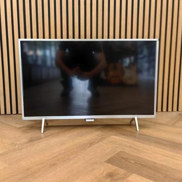 Philips 32PFS6402 - Full HD, Smart TV | Zilver beschikbaar voor biedingen
