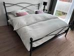 Mooi metalen bed - Stijlvol en stevig!, Huis en Inrichting, Zwart, Tweepersoons, Ophalen of Verzenden, Zo goed als nieuw