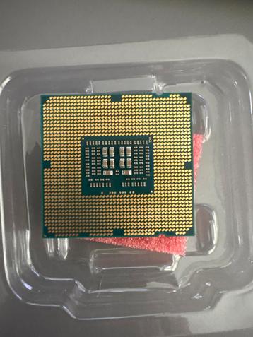 Intel Xeon E5-2430v2 CPU beschikbaar voor biedingen