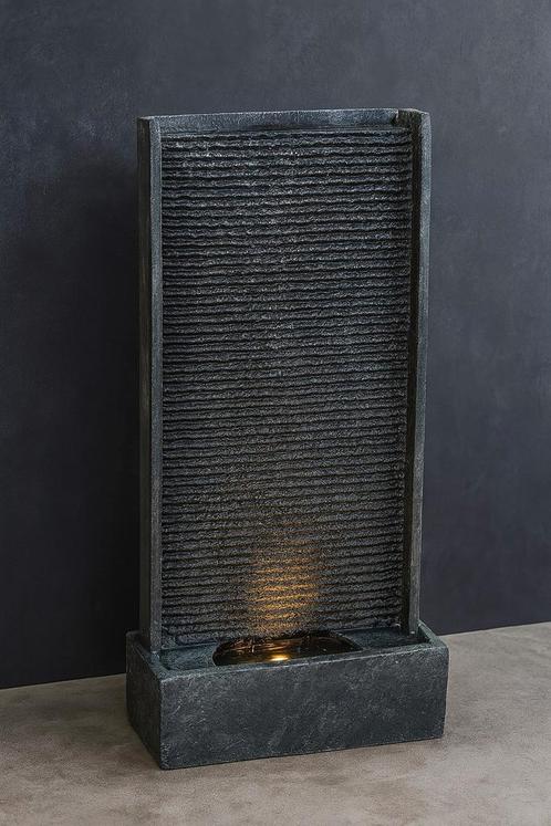 Luxe Watermuur Fontein met LED-verlichting – Stijlvol, Tuin en Terras, Waterpartijen en Fonteinen, Zo goed als nieuw, Fontein