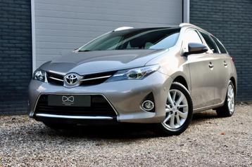 Toyota Auris Touring Sports 1.6 Dynamic | CAMERA | NAVIGATIE beschikbaar voor biedingen