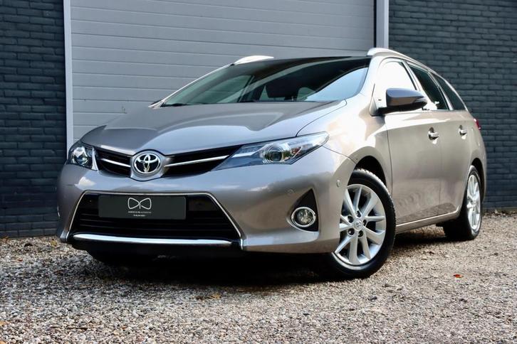 Toyota Auris Touring Sports 1.6 Dynamic | CAMERA | NAVIGATIE, Auto's, Toyota, Bedrijf, Te koop, Auris, ABS, Achteruitrijcamera