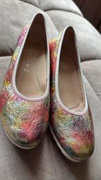 Gabor leren pump  met sleehak maar 39’5 roze gekleurd, Kleding | Dames, Schoenen, Ophalen of Verzenden, Zo goed als nieuw, Roze