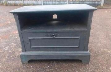 Oude vintage houten kast  beschikbaar voor biedingen
