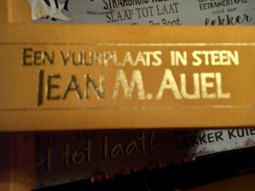 Aardkinderen deel 5 Vuurplaats in Steen Jean M. Auel beschikbaar voor biedingen