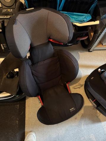 Maxi Cosy Rodifix autostoel beschikbaar voor biedingen