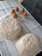 Twee leuke brocante roomwitte puddingvormen, Ophalen of Verzenden