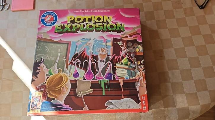 bordspel strategiespel Potion Explosion tactiekspel, Hobby en Vrije tijd, Gezelschapsspellen | Bordspellen, Nieuw, Een of twee spelers